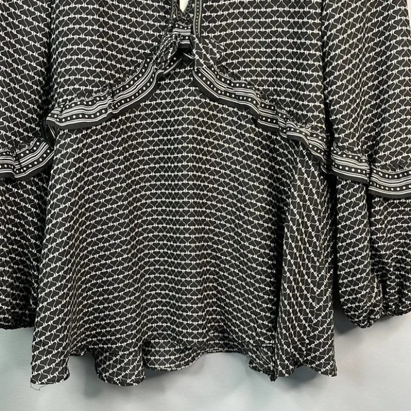 MAX STUDIO NWT Ruffled Tie Neck Balloon Sleeve Blouse Black White Pattern Size S - Picture 4 of 11